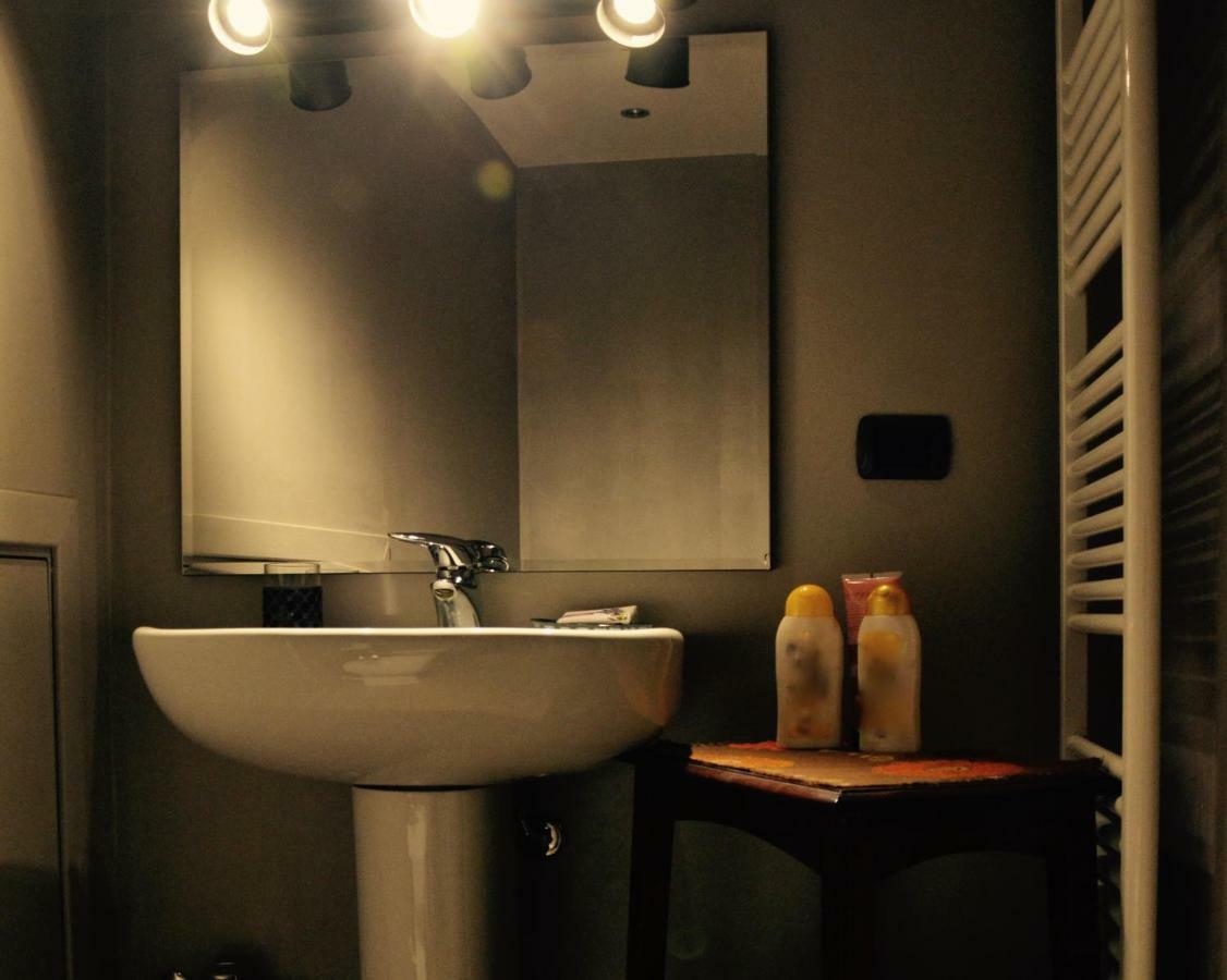 Apartmán 18 Alfieri Turín Exteriér fotografie