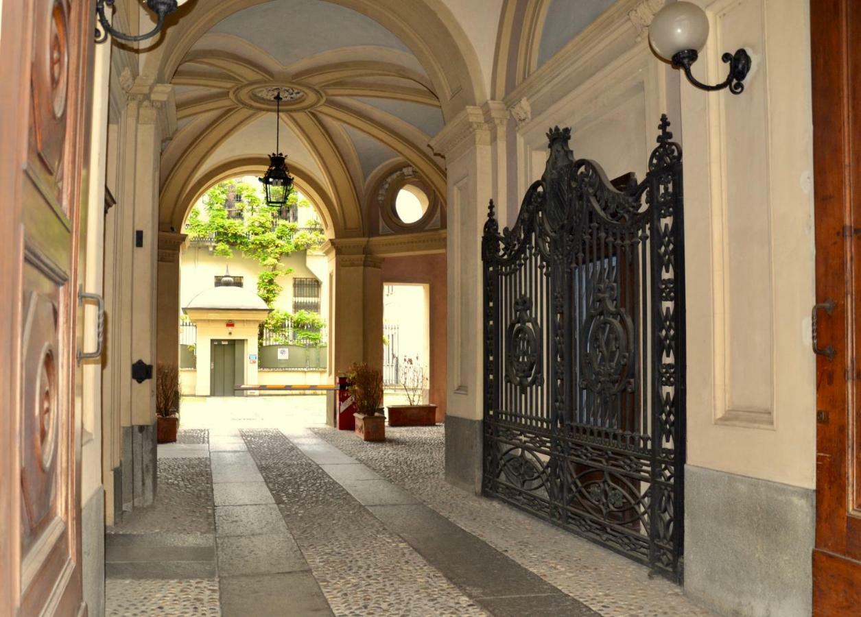 Apartmán 18 Alfieri Turín Exteriér fotografie
