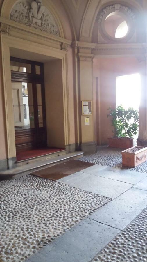 Apartmán 18 Alfieri Turín Exteriér fotografie